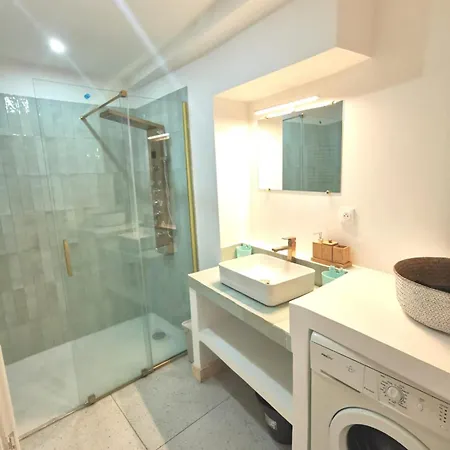 Golden - Equipe - Clim - Wifi - A Pied - Centre - Plages Apartment