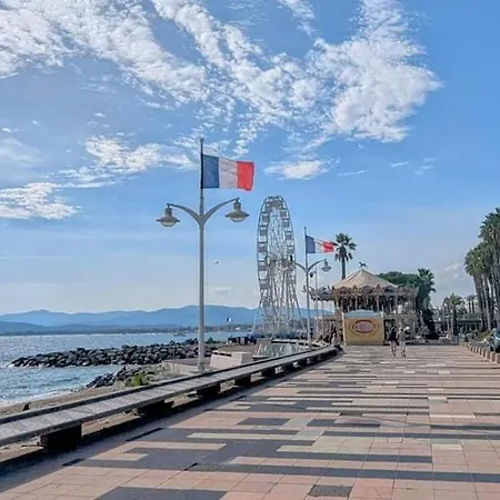 Apartment Golden - Equipe - Clim - Wifi - A Pied - Centre - Plages Saint-Raphaël