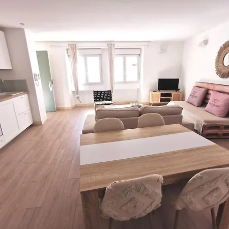 Golden - Equipe - Clim - Wifi - A Pied - Centre - Plages Apartment